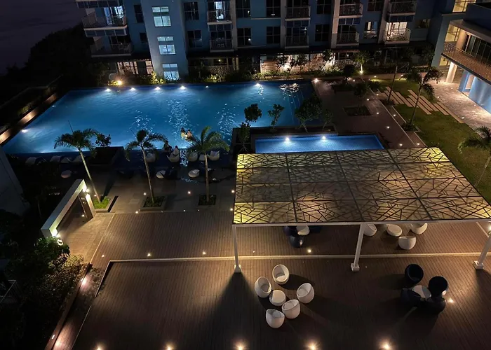 Luxury 1 Bedroom Facing Bay Sunset Near Okada Airports Moa