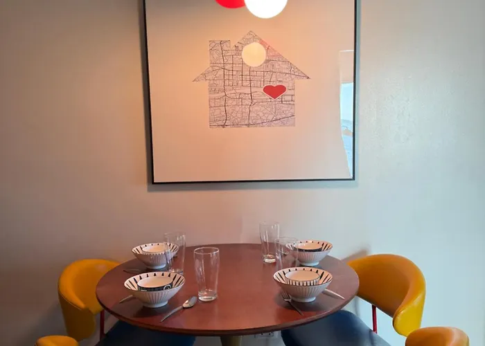 Luxury 1 Bedroom Facing Bay Sunset Near Okada Airports Moa Apartamento *