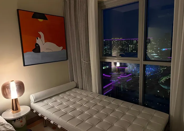 Luxury 1 Bedroom Facing Bay Sunset Near Okada Airports Moa