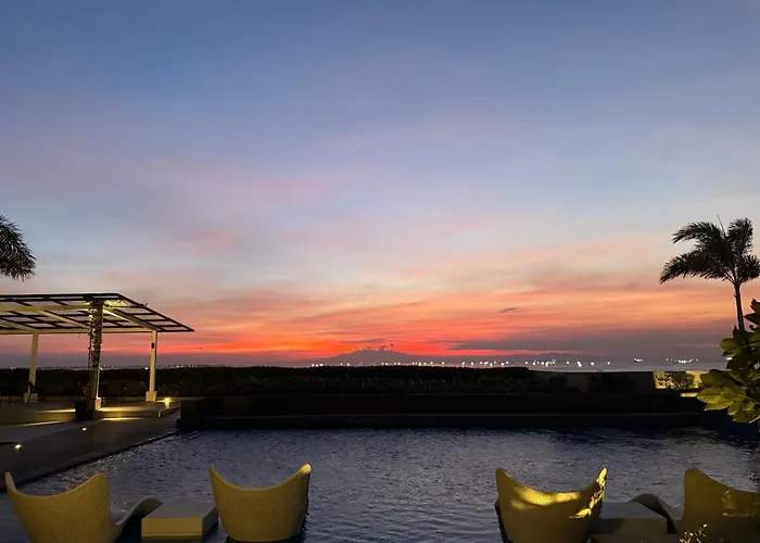 Luxury 1 Bedroom Facing Bay Sunset Near Okada Airports Moa