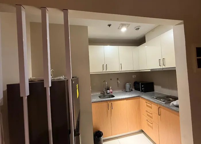 Luxury 1 Bedroom Facing Bay Sunset Near Okada Airports Moa Apartamento