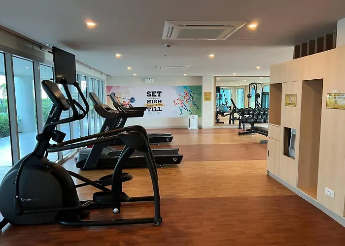 Luxury 1 Bedroom Facing Bay Sunset Near Okada Airports Moa Manila